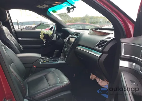 2016 Ford Explorer Sport z USA, uszkodzony, nr VIN 1FM5K8GT8GGC80472